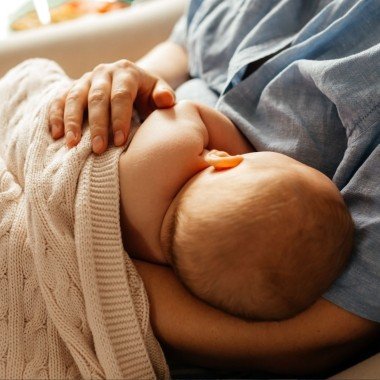 Allaitement et perte de poids post-partum : Concilier santé et bien-être